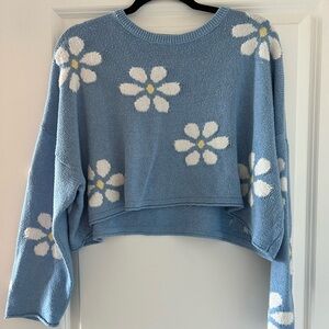 Moon & Madison Blue Cropped Sweater